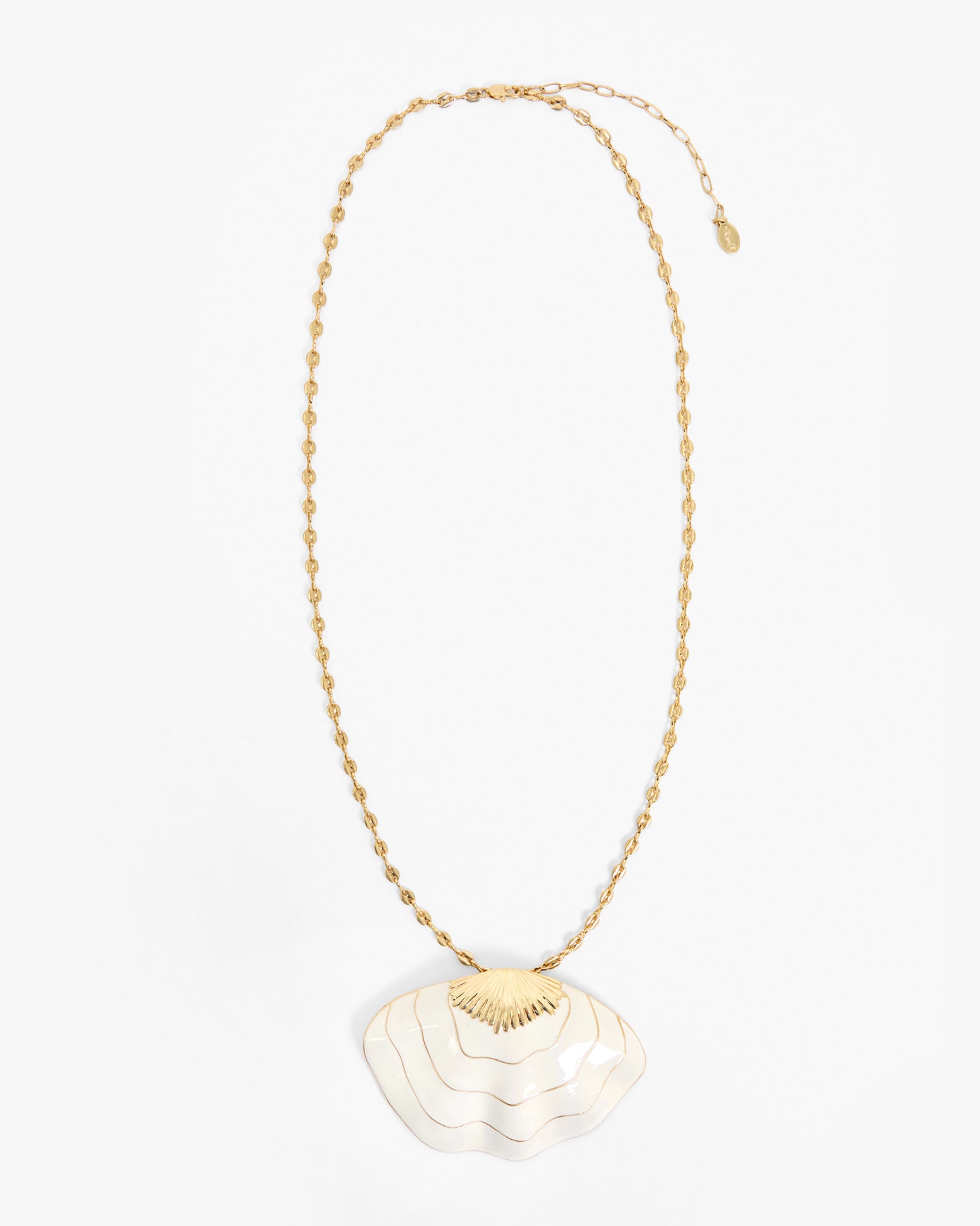 Clamshell Pendant Necklace